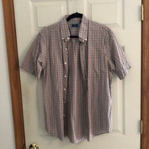 Mens medium, short sleeve, button down shirt